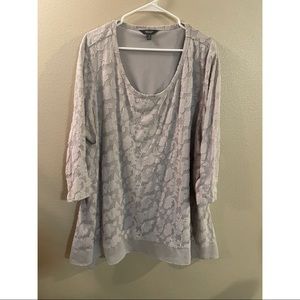 Floral Textured 3/4 Sleeve